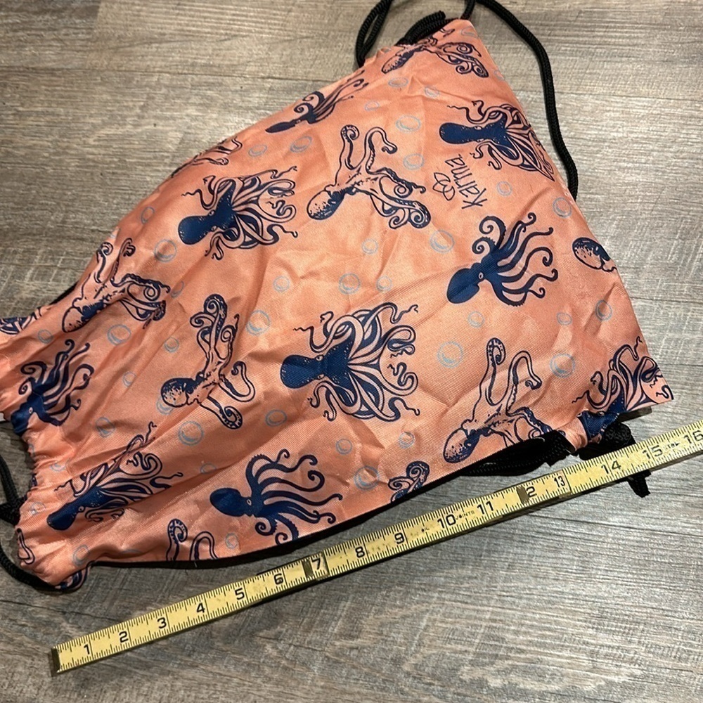 Karma 12x16” blue/peach nylon drawstring cinch sack octopus lightweight backpack - Picture 7 of 7